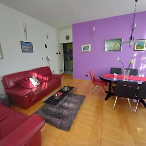  Apartment Diana