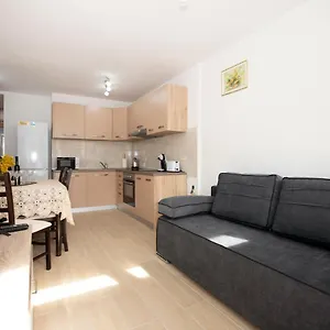  Apartment Ive