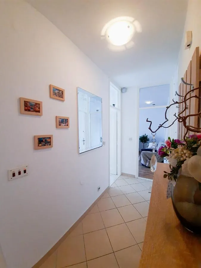 Apartment Lola 斯普利特 0*,